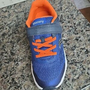Saucony Kids' Vibrant Blue and Orange Sneakers Size 3 XW